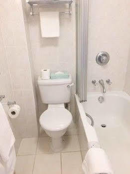 Ashley Hotel CBG